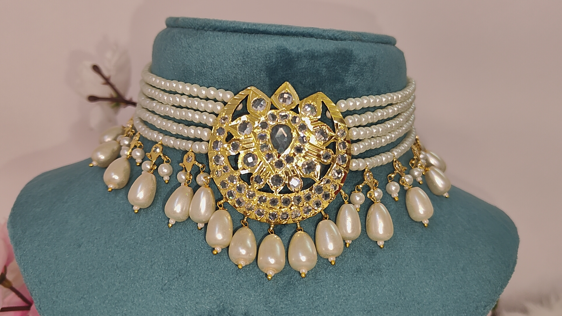 Shagufta Red Real Emerald Bridal Set